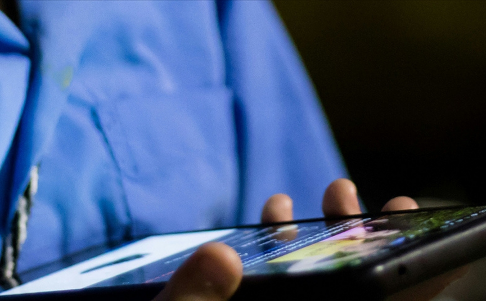 Akıllı telefon ve yanlış aile tutumu kumar bağımlılığını tetikliyor