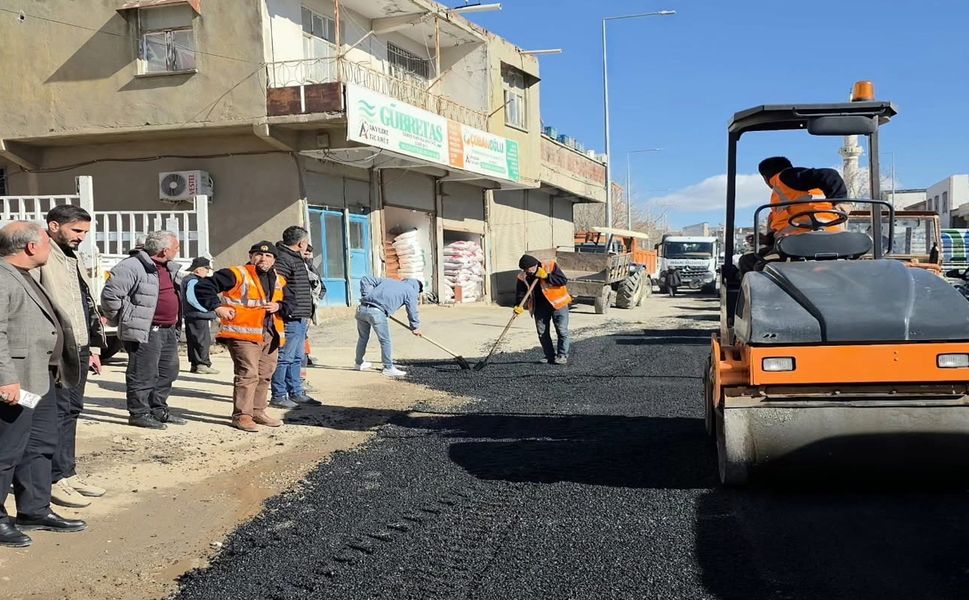 Diyarbakır’da bozulan Ergani-Çermik yolu onarılıyor