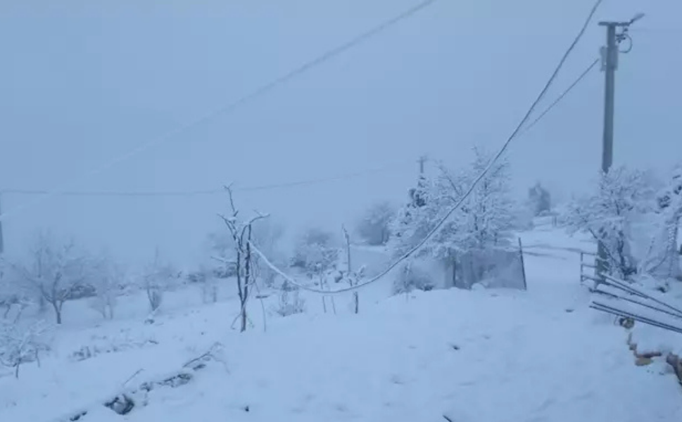 Diyarbakır’da kar yağışı ulaşımı olumsuz etkiledi