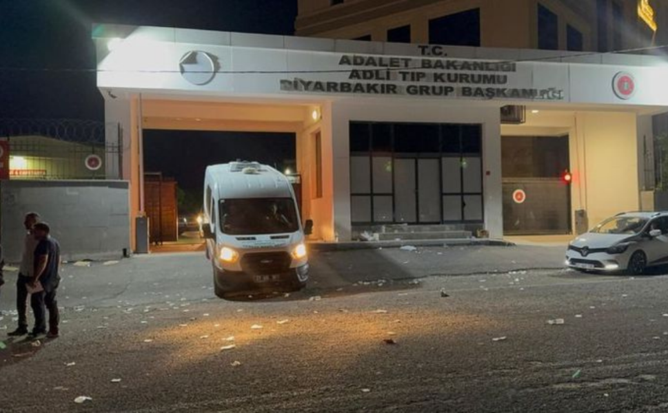 Diyarbakır’da motosikletin çarptığı genç kurtarılamadı