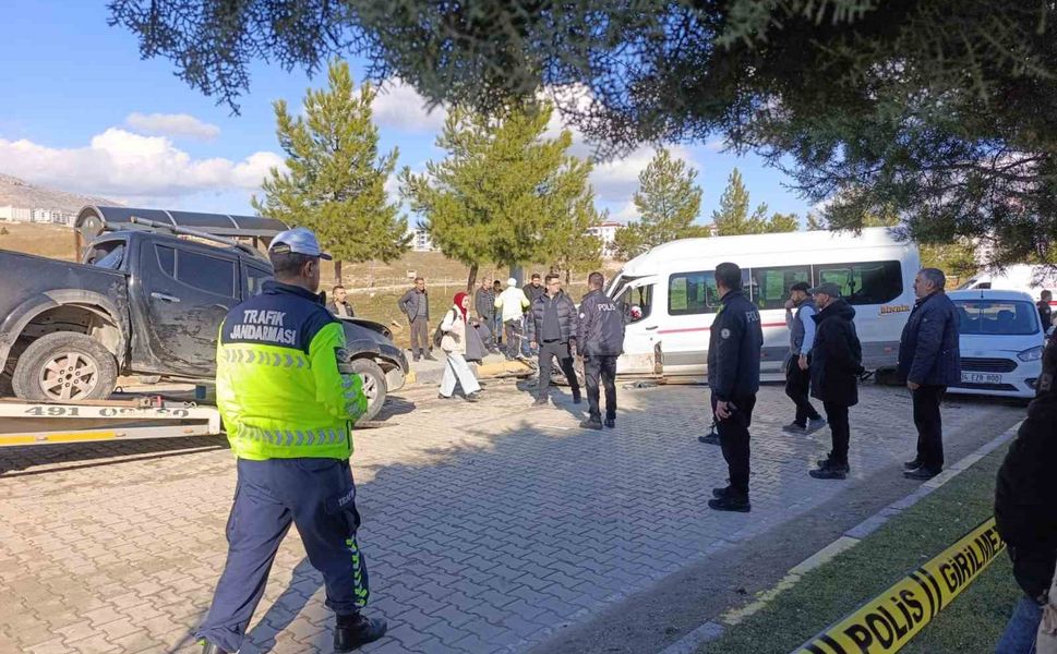 Diyarbakır’da zincirleme kaza: 5 araç hasar gördü