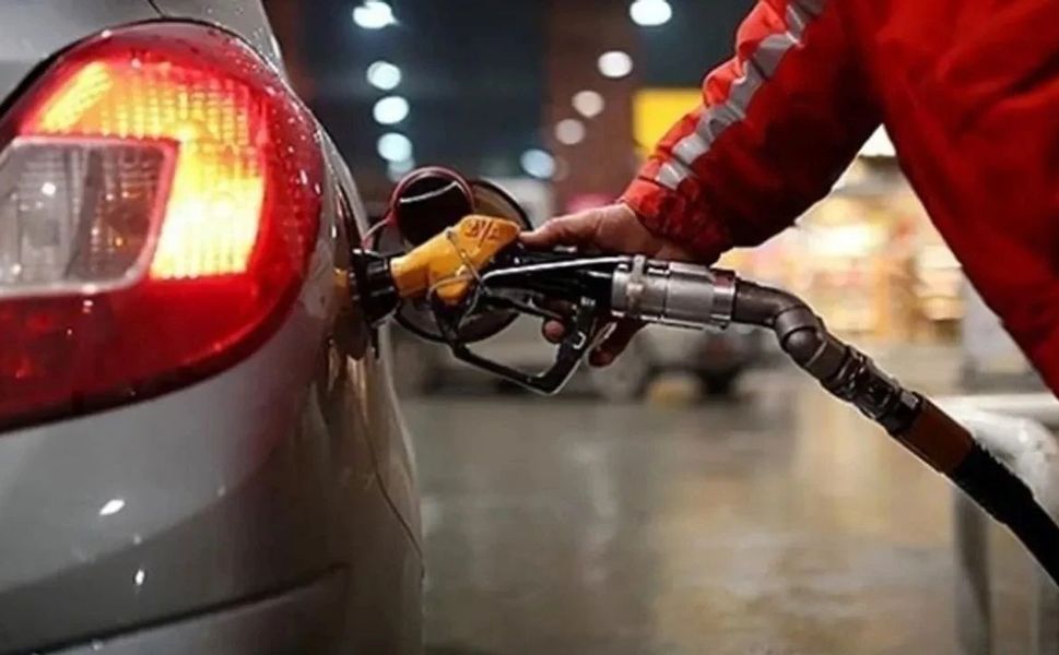 Akaryakıta çifte zam geliyor: Motorinde eşel mobil tarih oluyor