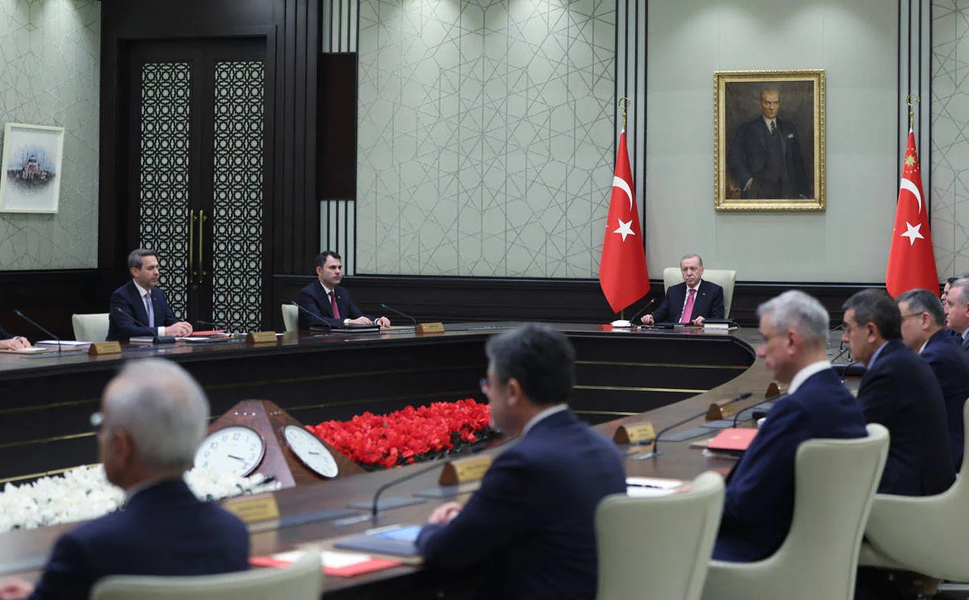 Ankara kulisleri hareketli: Kabinede 3 bakan değişebilir