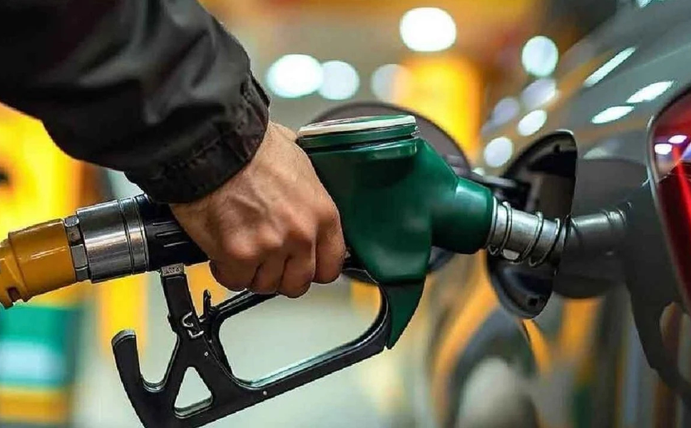 Benzin ve motorine yeni zam kapıda: Tabelaya bu gece yansıyacak