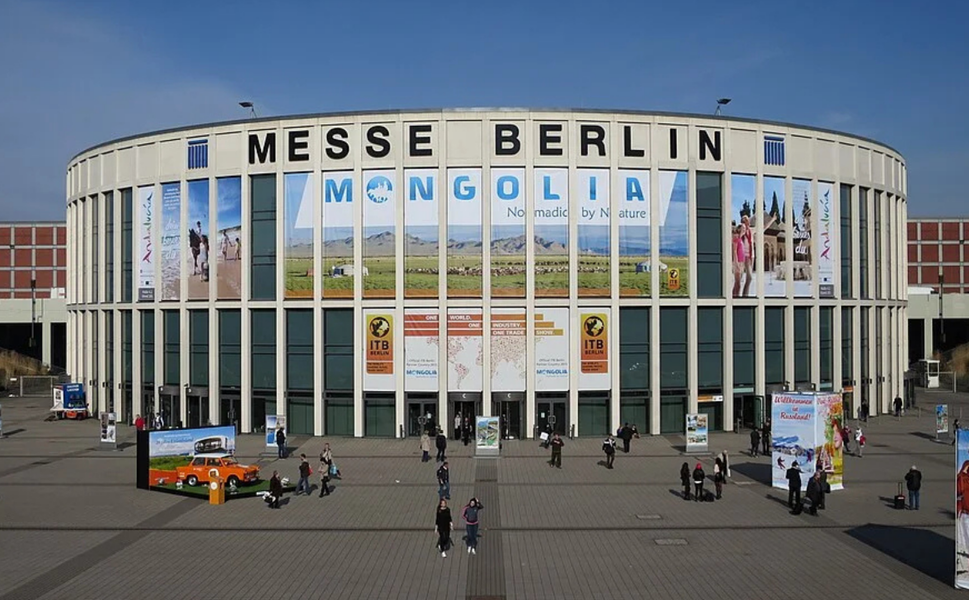 Diyarbakır Dünyanın en büyük Turizm Fuarında sahneye çıktı