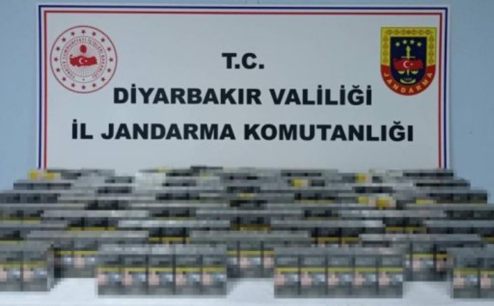 Diyarbakır’da kaçakçılığa darbe: 9 bin makaron, binlerce sigara ele geçirildi