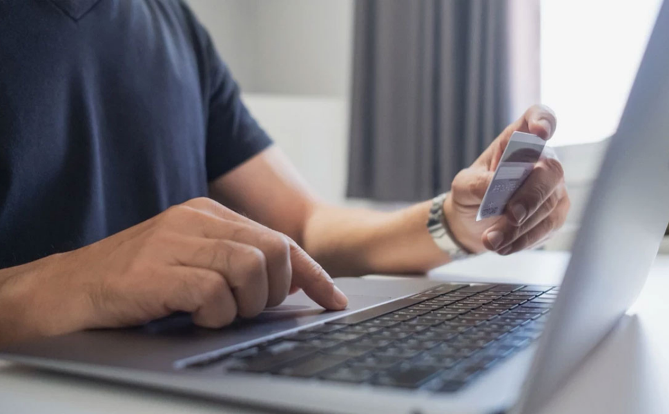 Facebook’taki yatırım tuzağı pahalıya patladı: İki sanığa 15 yıla yakın hapis